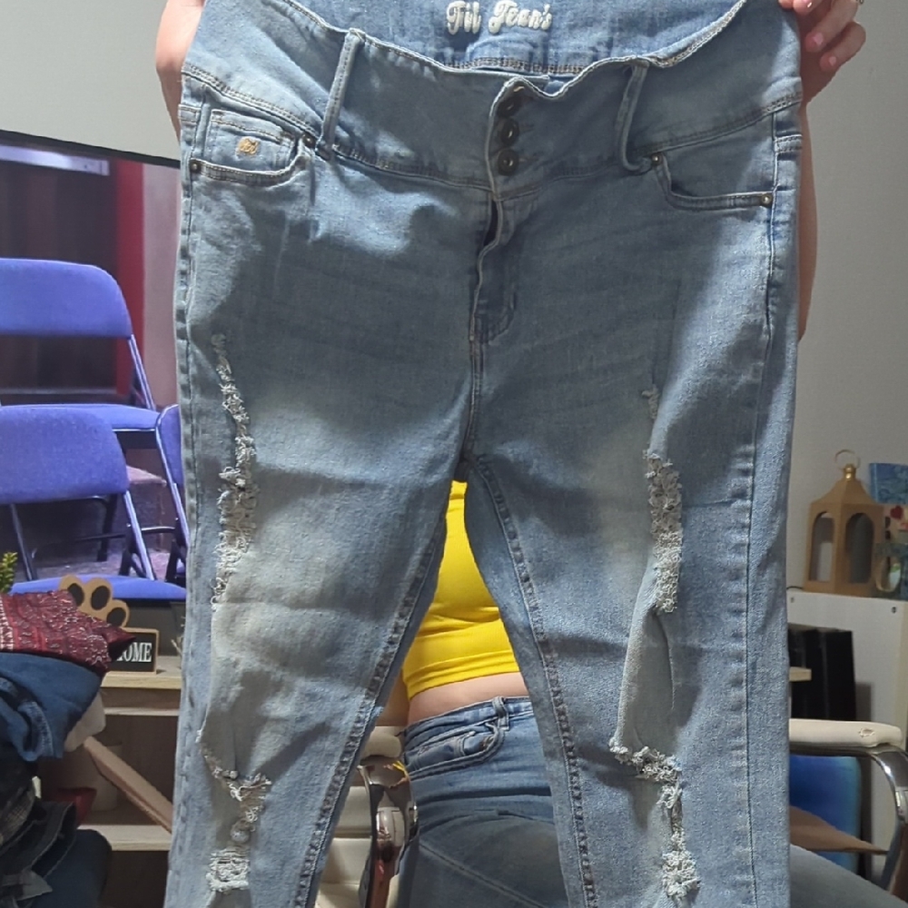 Women's Distressed Blue Jeans